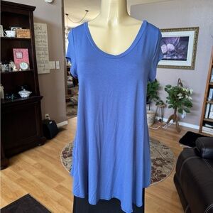 Isaac Liev blue short sleeve tunic-size L